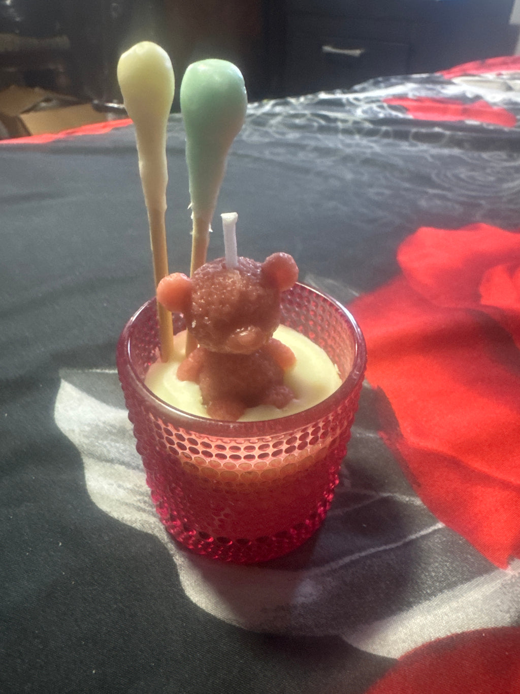Vela Artesanal en Vaso de Cristal con Osito y Globos