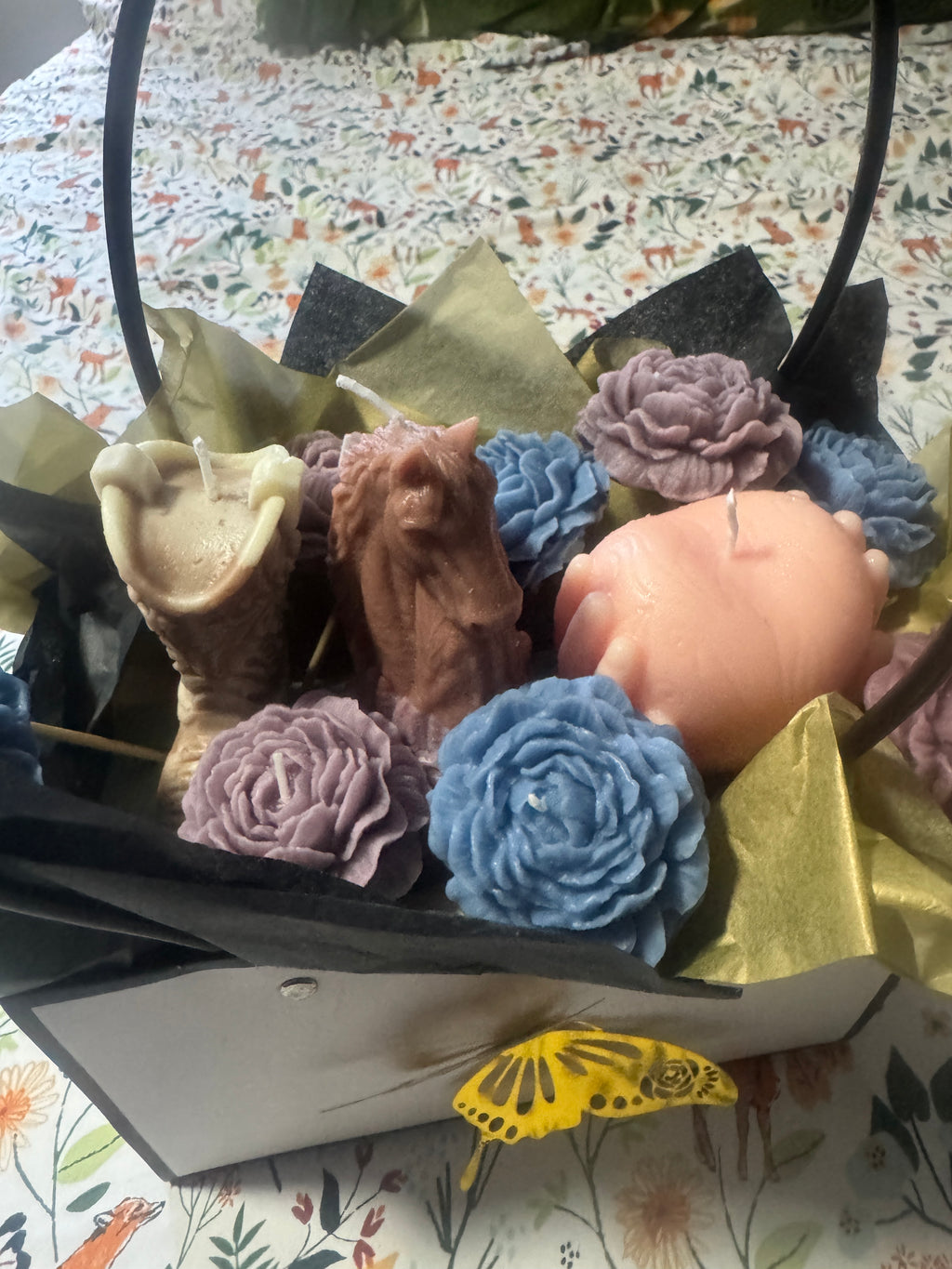 Bouquet de Velas Artesanales — Corazón, Caballo y Rosas