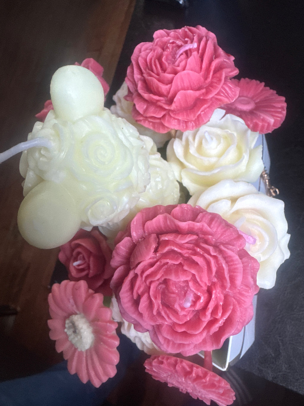 Bouquet de Velas Artesanales — Osito y Rosas